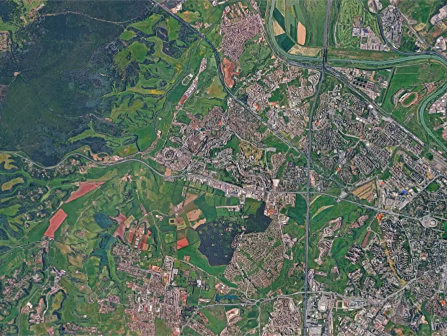 Immagine 20 di Appartamento in vendita  in Via Pontina a Roma