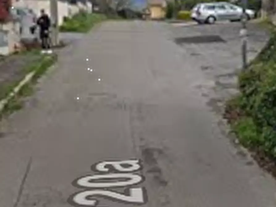 Immagine 4 di Negozio in vendita  in Circonvallazione Giovanni Falcone a Labico