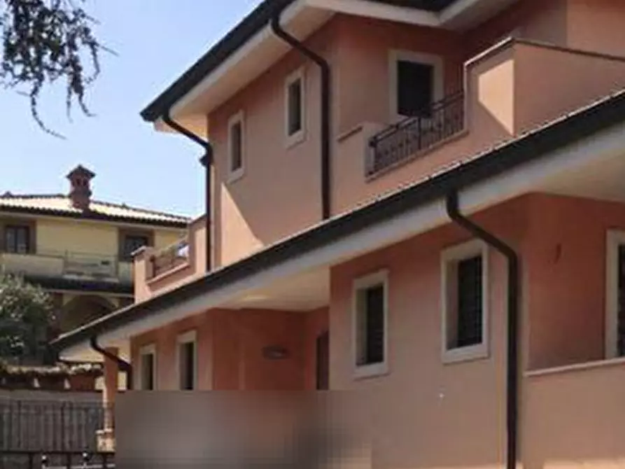 Immagine 16 di Appartamento in vendita  in Via Santa Cristina Gela a Roma