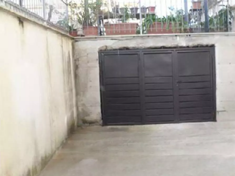 Immagine 4 di Villetta a schiera in vendita  in Via Genuri a Roma