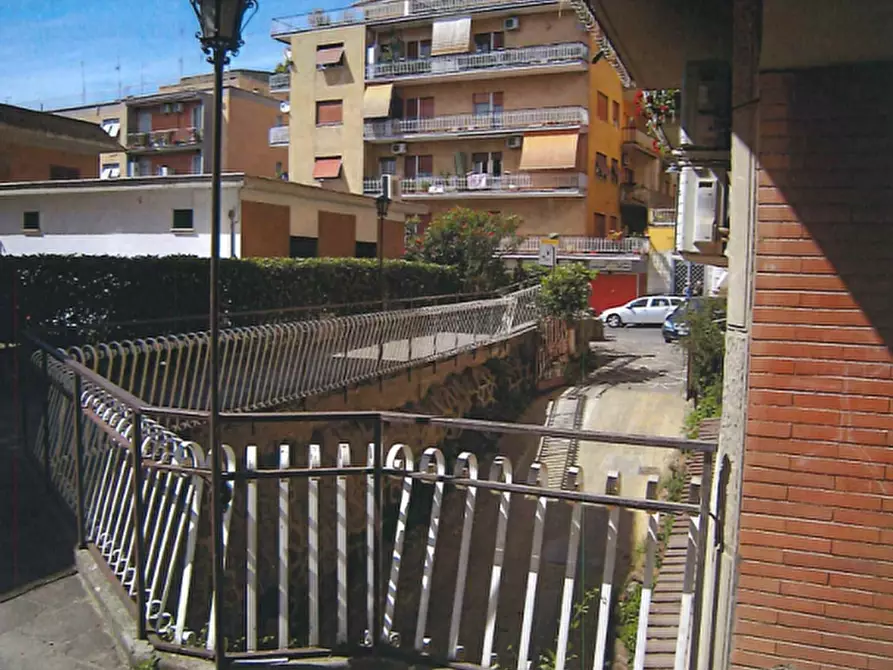 Immagine 3 di Appartamento in vendita  in Viale del Lavoro a Ciampino