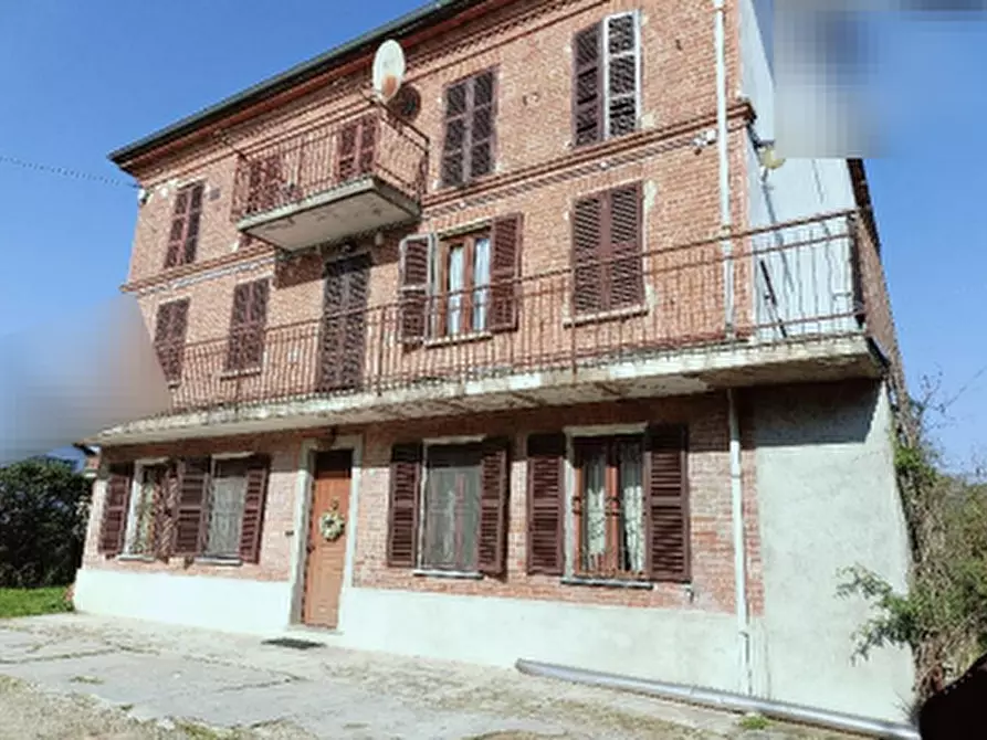 Immagine 4 di Appartamento in vendita  in Via Roma a Asti