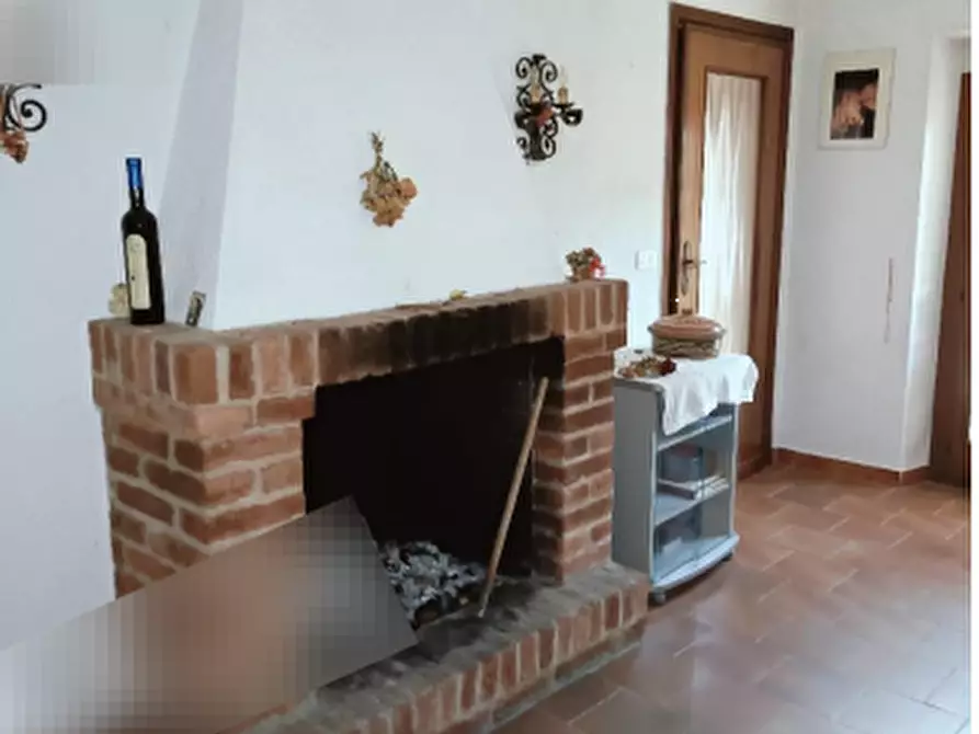 Immagine 5 di Appartamento in vendita  in Via Roma a Asti