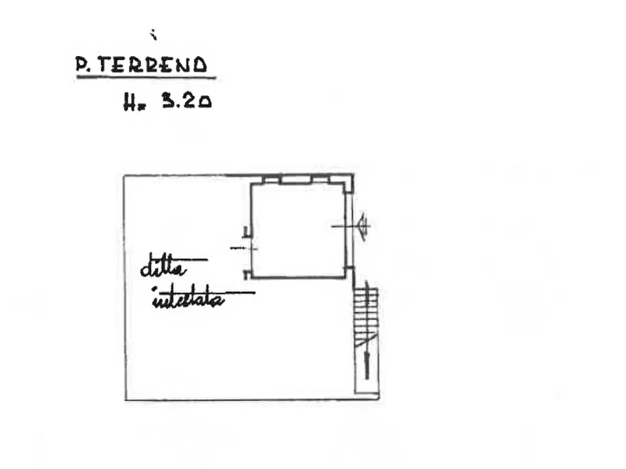 Immagine 18 di Appartamento in vendita  in Via Roma a Asti