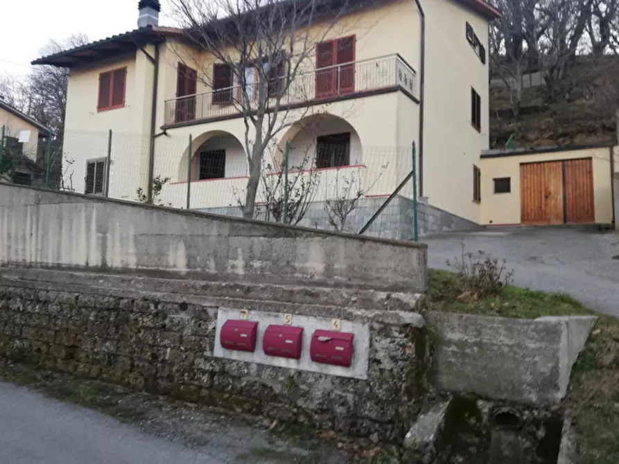 Immagine 1 di Appartamento in vendita  in Località Giungo a Arcidosso