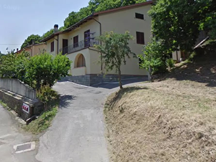 Immagine 5 di Appartamento in vendita  in Località Giungo a Arcidosso