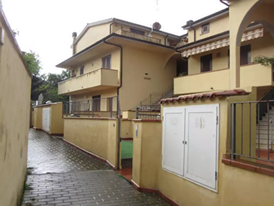 Immagine 3 di Appartamento in vendita  in Via Vecchia Aretina a Rignano Sull'arno