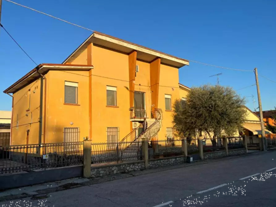 Immagine 1 di Appartamento in vendita  in Via Martiri di Belfiore a San Giorgio Di Mantova
