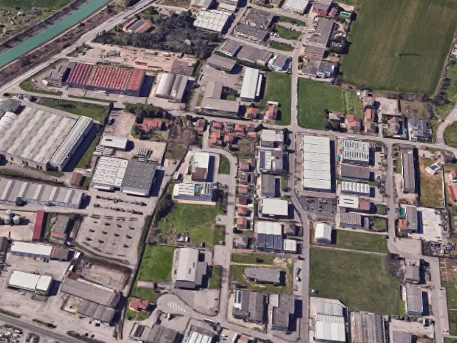 Immagine 9 di Appartamento in vendita  in Via Martiri di Belfiore a San Giorgio Di Mantova