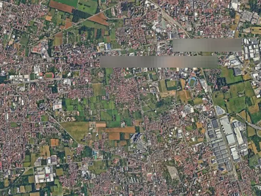 Immagine 4 di Garage in vendita  in Via Pirandello a Seregno