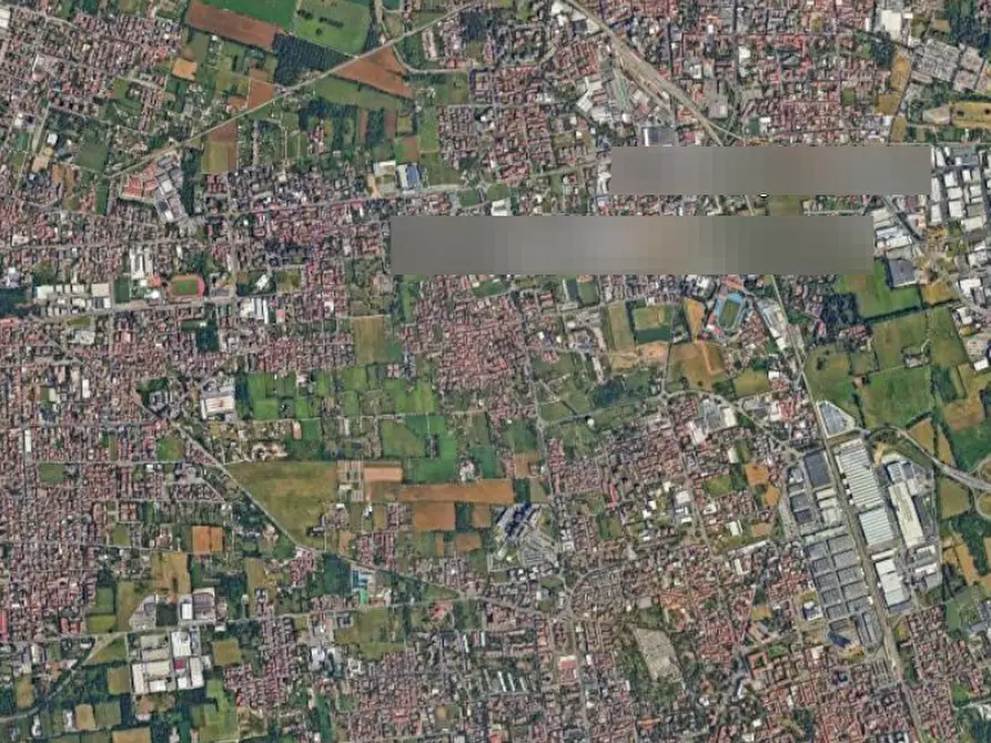 Immagine 4 di Garage in vendita  in Via Pirandello a Seregno