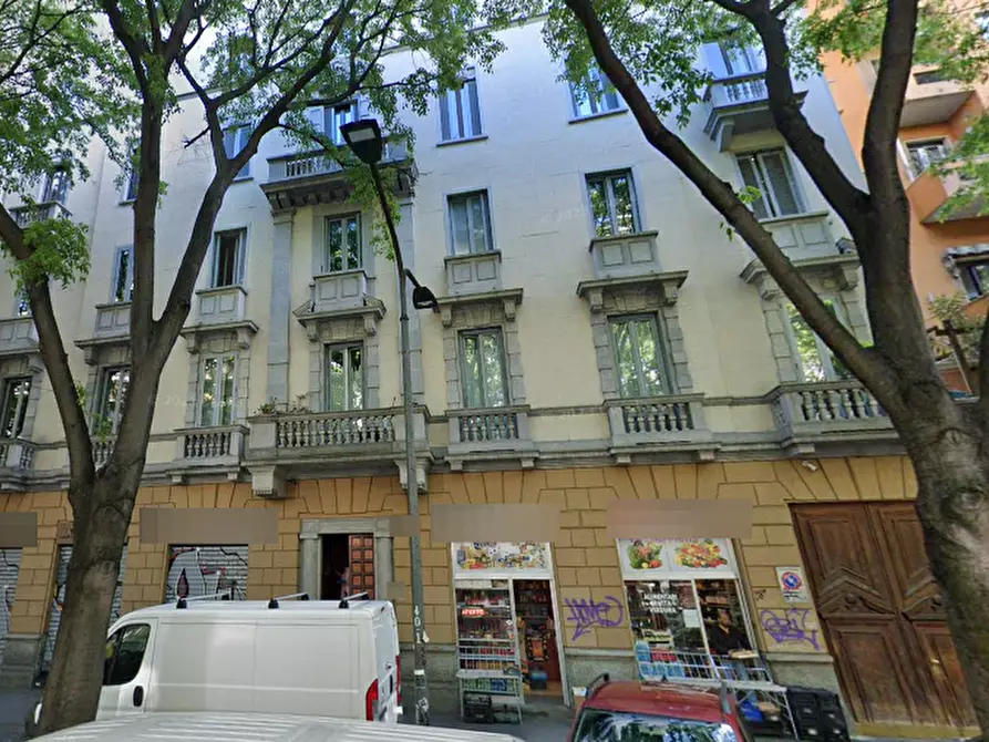 Immagine 8 di Appartamento in vendita  in Via Teodosio a Milano