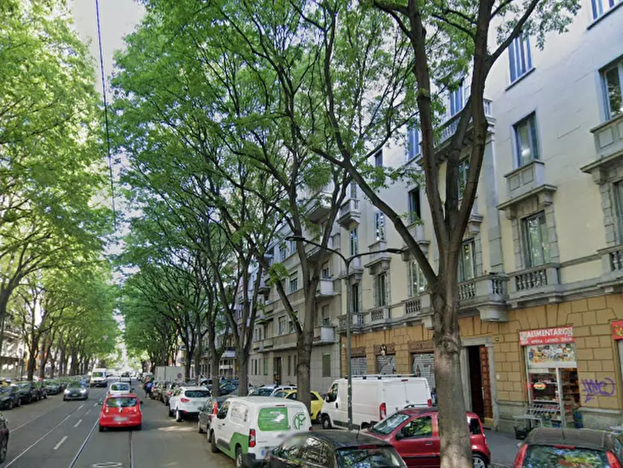 Immagine 14 di Appartamento in vendita  in Via Teodosio a Milano