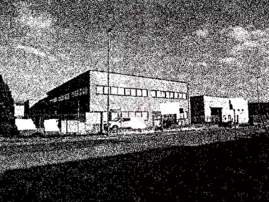 Immagine 2 di Magazzino in vendita  in Via Pian della Fonda a Barberino Di Mugello