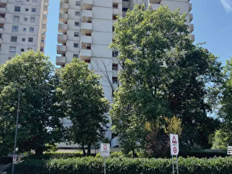 Immagine 1 di Appartamento in vendita  in Via Michele Saponaro a Milano