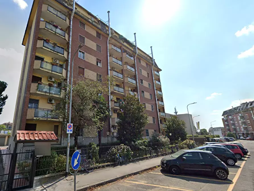 Immagine 7 di Appartamento in vendita  in Via Sempione a Baranzate