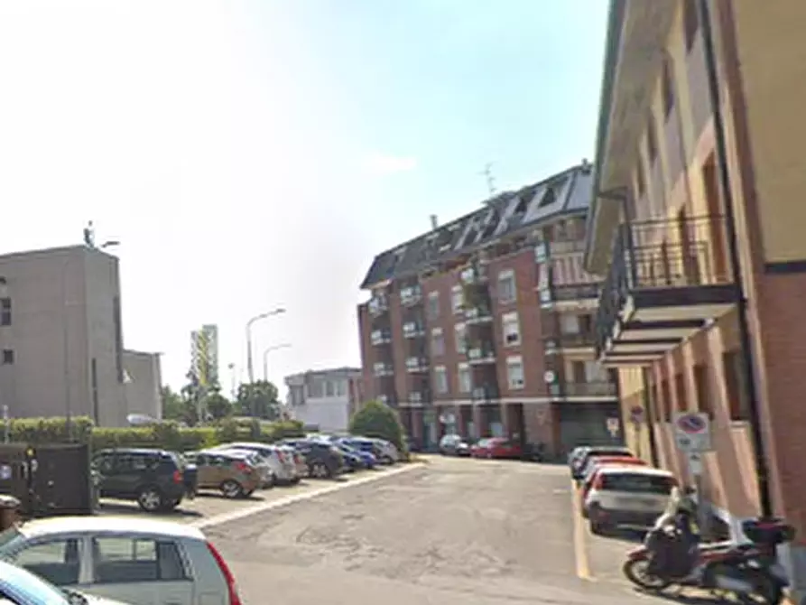 Immagine 23 di Appartamento in vendita  in Via Sempione a Baranzate