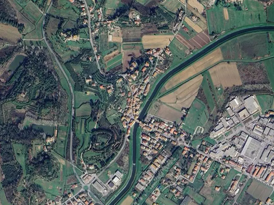 Immagine 7 di Magazzino in vendita  in Via Romana Lucchese a Fucecchio