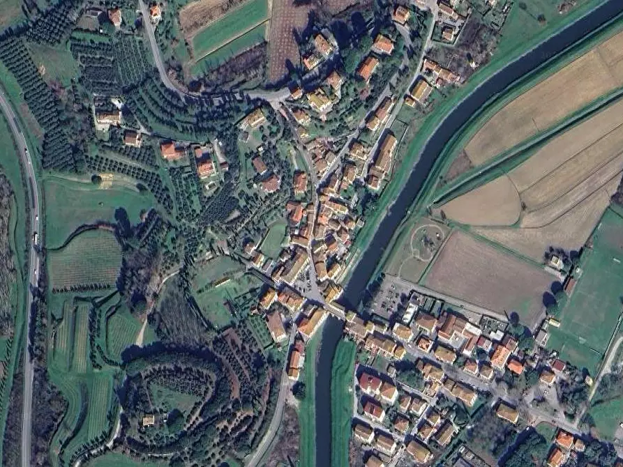 Immagine 8 di Magazzino in vendita  in Via Romana Lucchese a Fucecchio