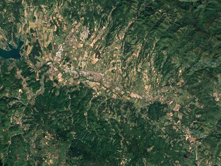 Immagine 9 di Casa indipendente in vendita  in Via Benedetto Croce a Borgo San Lorenzo