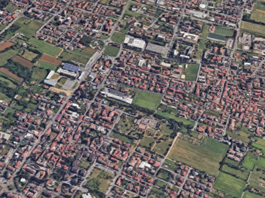 Immagine 13 di Garage in vendita  in Via Pirandello a Seregno