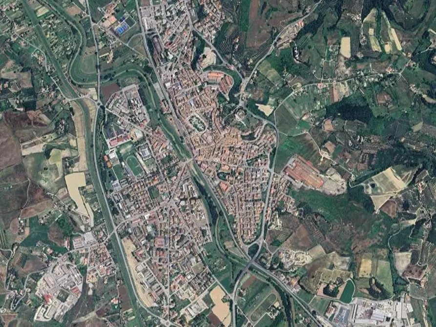 Immagine 9 di Ufficio in vendita  in Piazza Ippolito Olivelli a Castelfiorentino