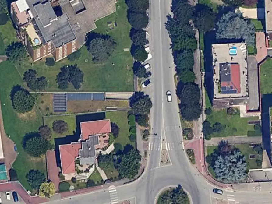 Immagine 7 di Garage in vendita  in Via Rodolfo Morandi a Segrate