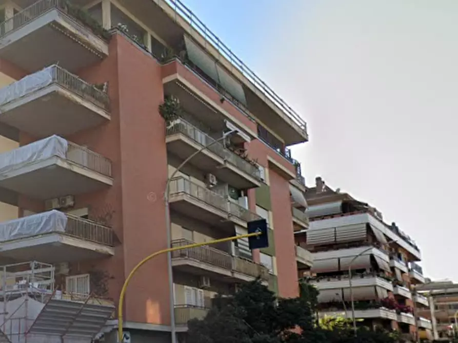 Immagine 8 di Appartamento in vendita  in Via Isole del Capoverde a Roma
