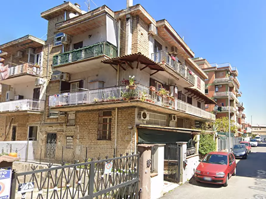 Immagine 11 di Appartamento in vendita  in Via Anchise a Roma