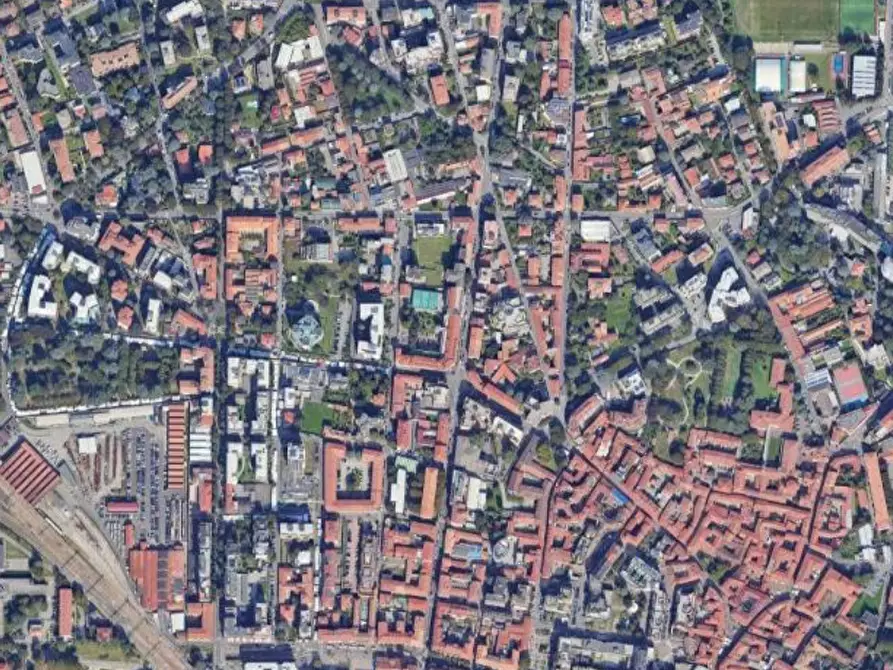 Immagine 4 di Negozio in vendita  in Via Ramazzotti a Saronno