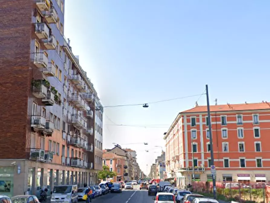 Immagine 2 di Appartamento in vendita  in Via Padova a Milano