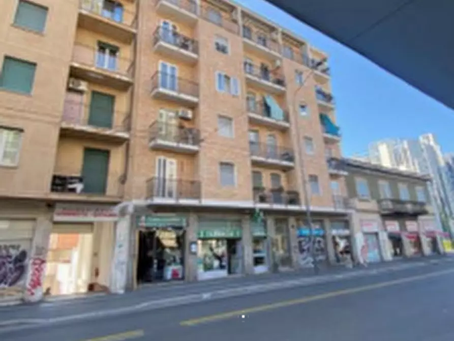 Immagine 4 di Ufficio in vendita  in Viale Renato Serra a Milano