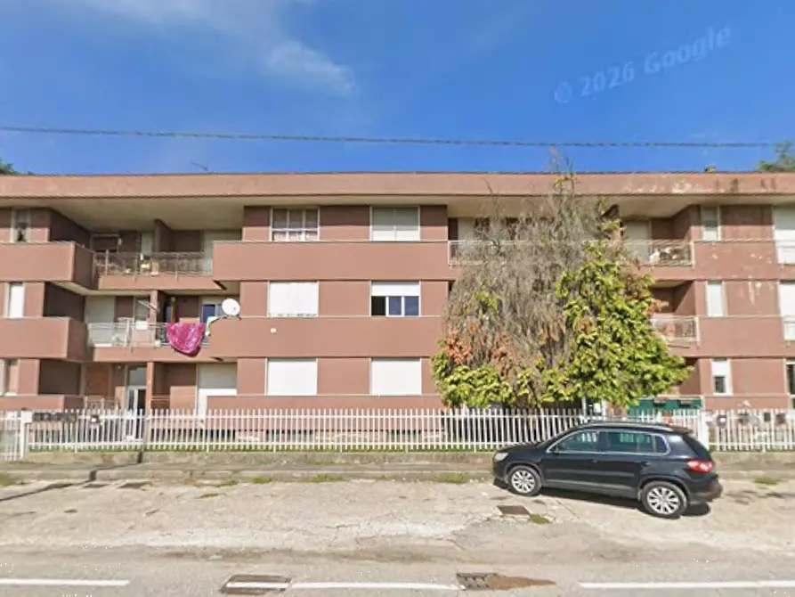 Immagine 6 di Appartamento in vendita  in Via XXIV Maggio a Lonate Pozzolo