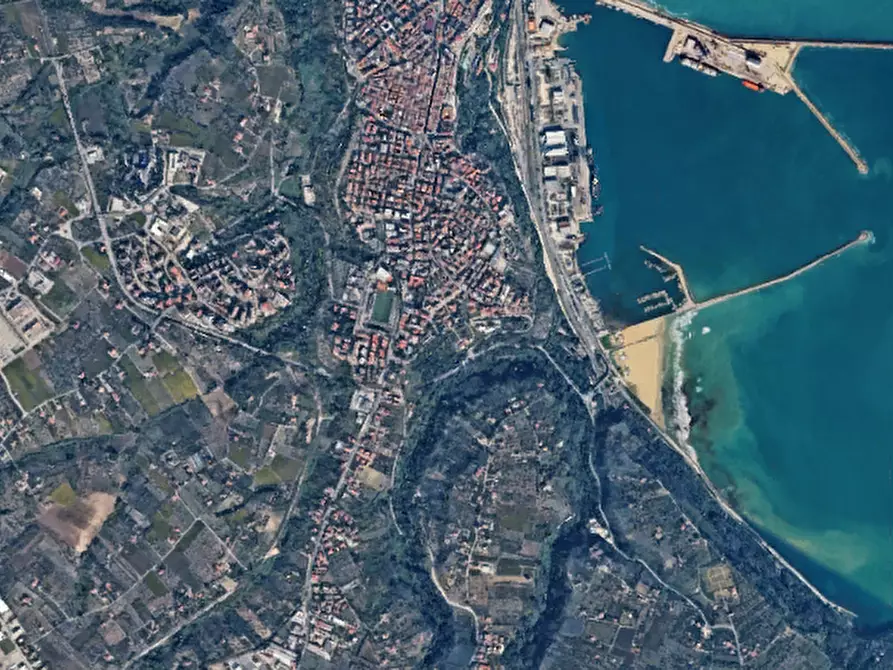 Immagine 15 di Appartamento in vendita  a Ortona