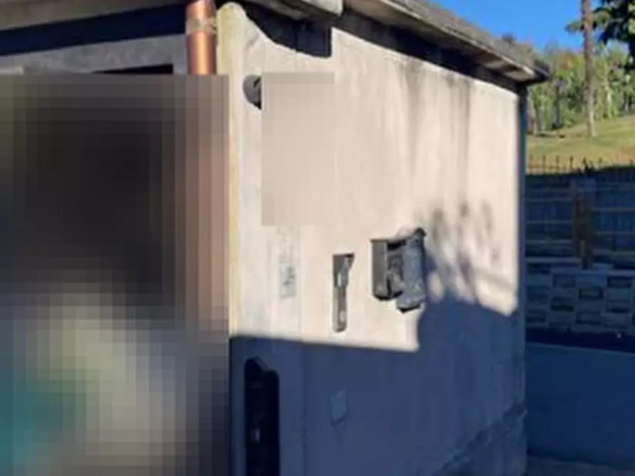 Immagine 4 di Garage in vendita  in Via Monte Grappa a Cavaria Con Premezzo