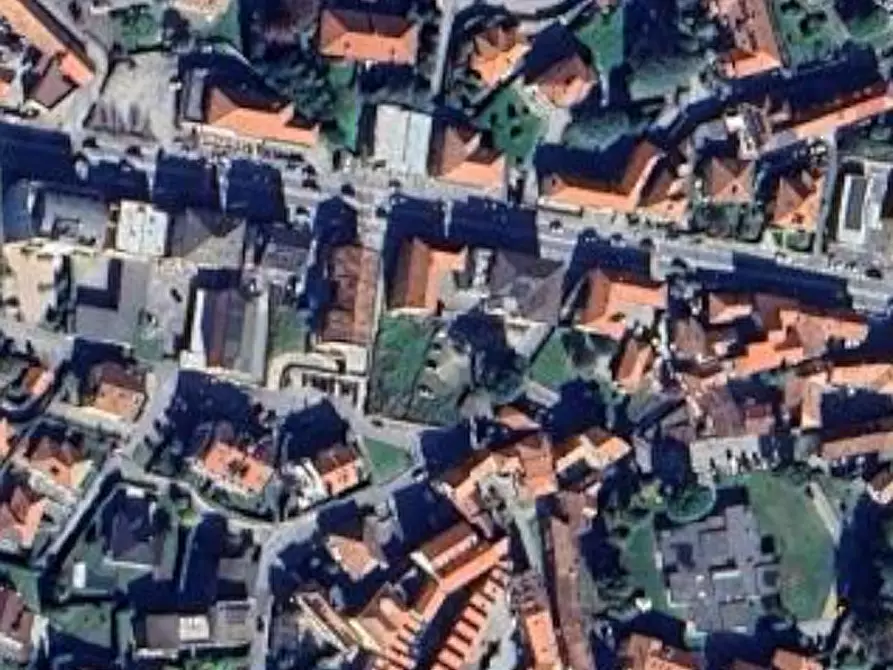 Immagine 15 di Appartamento in vendita  in Via Ceriani a Sesto Calende