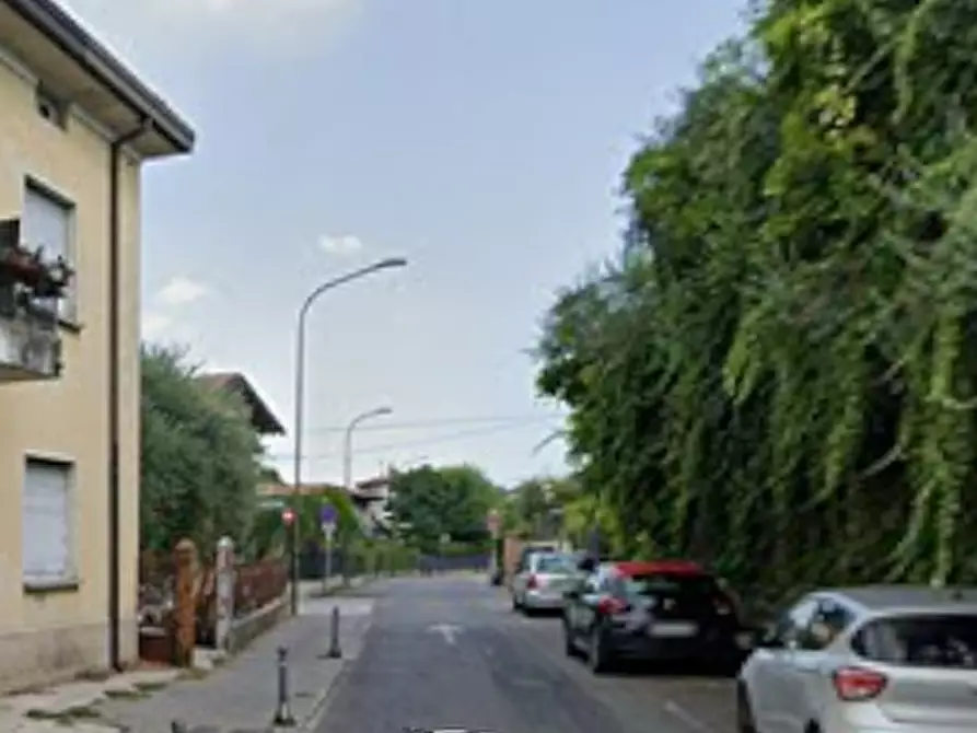 Immagine 5 di Appartamento in vendita  in Via Rambotti a Desenzano Del Garda