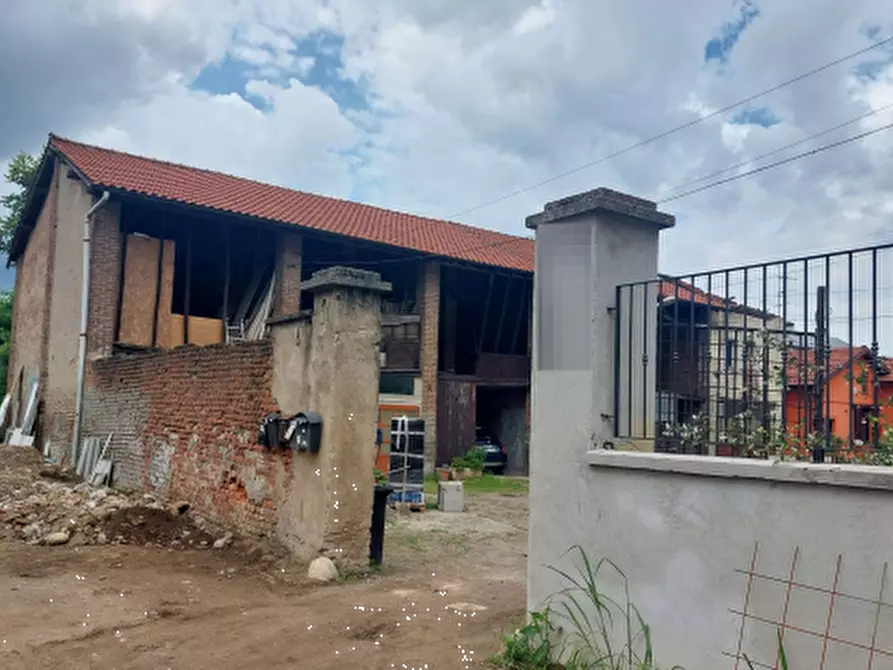 Immagine 4 di Appartamento in vendita  in Via Tevere a Castellanza