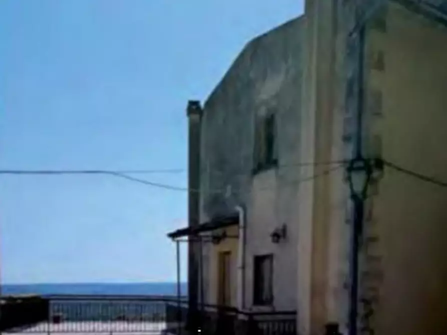 Immagine 1 di Appartamento in vendita  in Via I Salita San Nicola a Pretoro