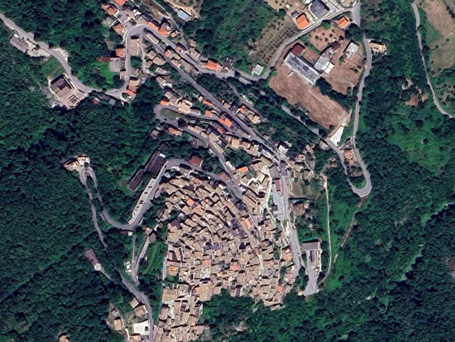 Immagine 15 di Appartamento in vendita  in Via I Salita San Nicola a Pretoro