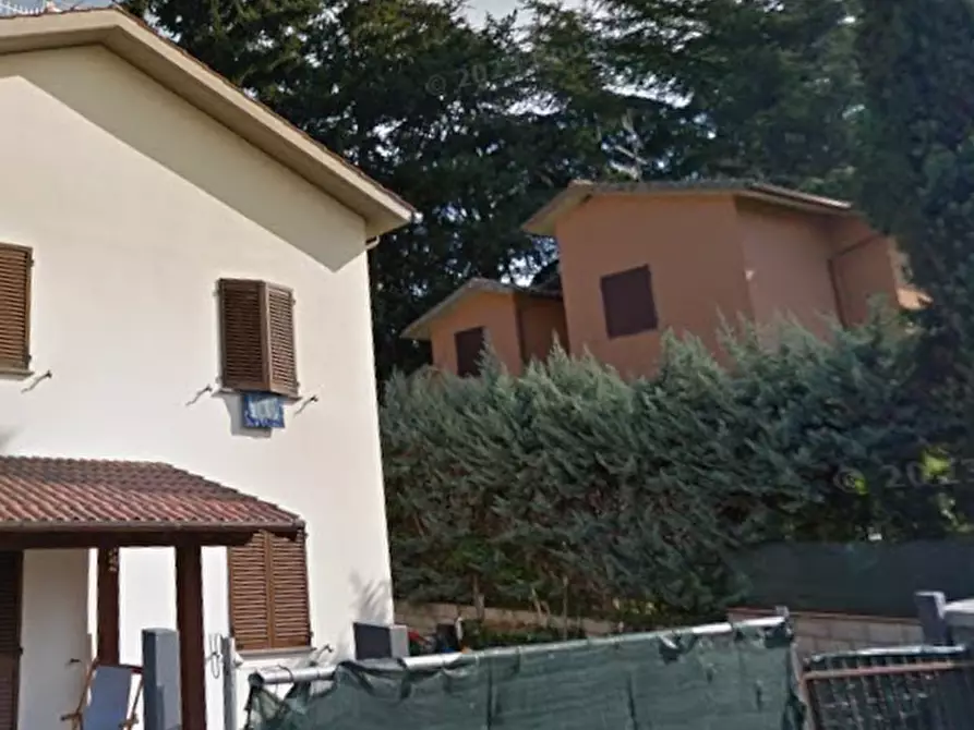 Immagine 5 di Villa in vendita  in Via Arezzo a Castel Del Piano