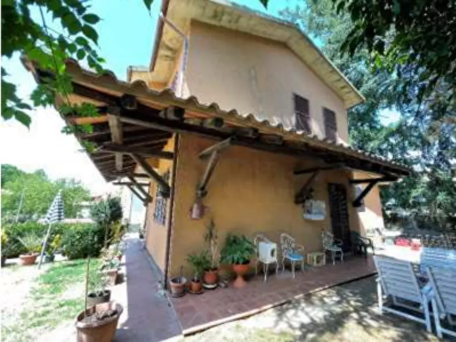 Immagine 9 di Villa in vendita  in Via Arezzo a Castel Del Piano