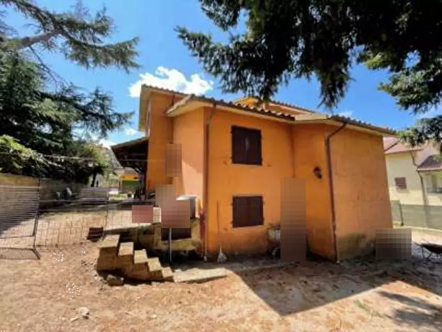 Immagine 10 di Villa in vendita  in Via Arezzo a Castel Del Piano