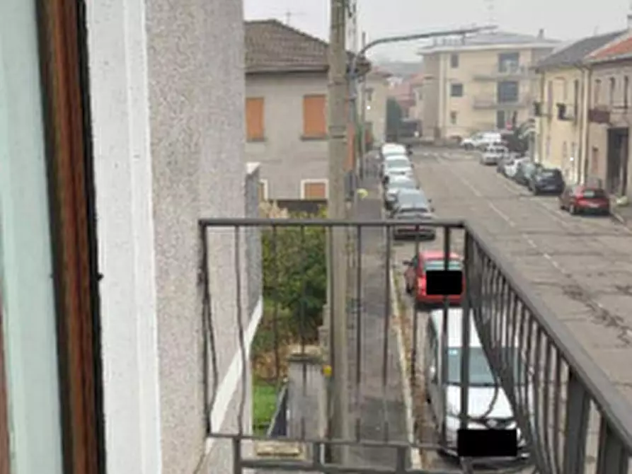 Immagine 10 di Appartamento in vendita  in Via Baraggioli  a Busto Arsizio