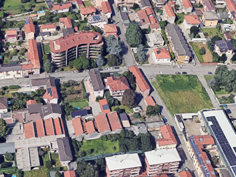 Immagine 28 di Appartamento in vendita  in Via Baraggioli  a Busto Arsizio