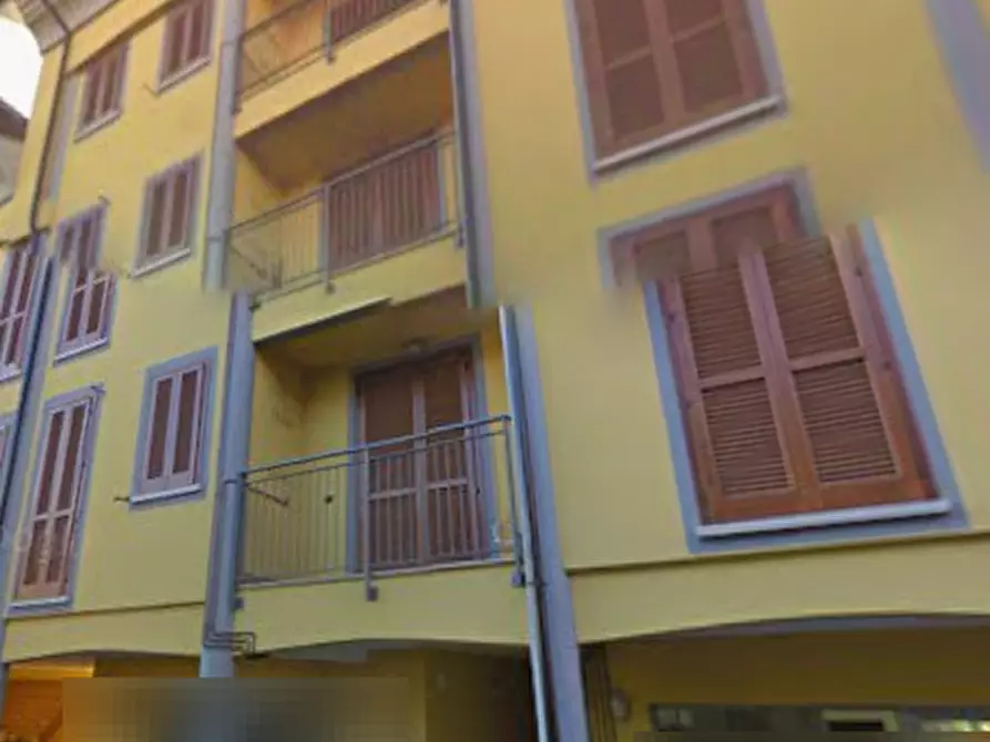 Immagine 2 di Appartamento in vendita  in Via Marconi a Roncello