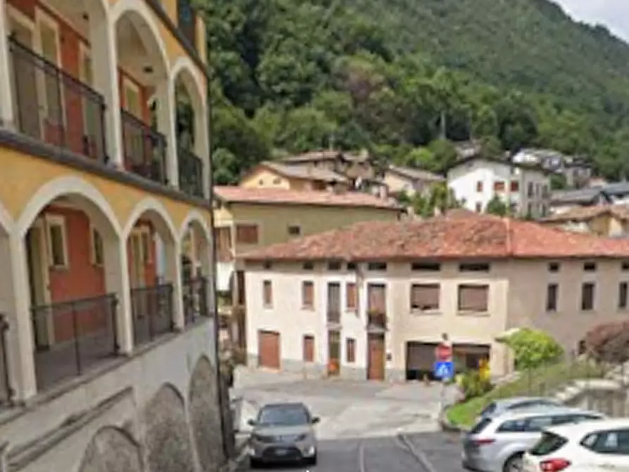 Immagine 8 di Appartamento in vendita  in Via Fratelli Reguitti a Agnosine