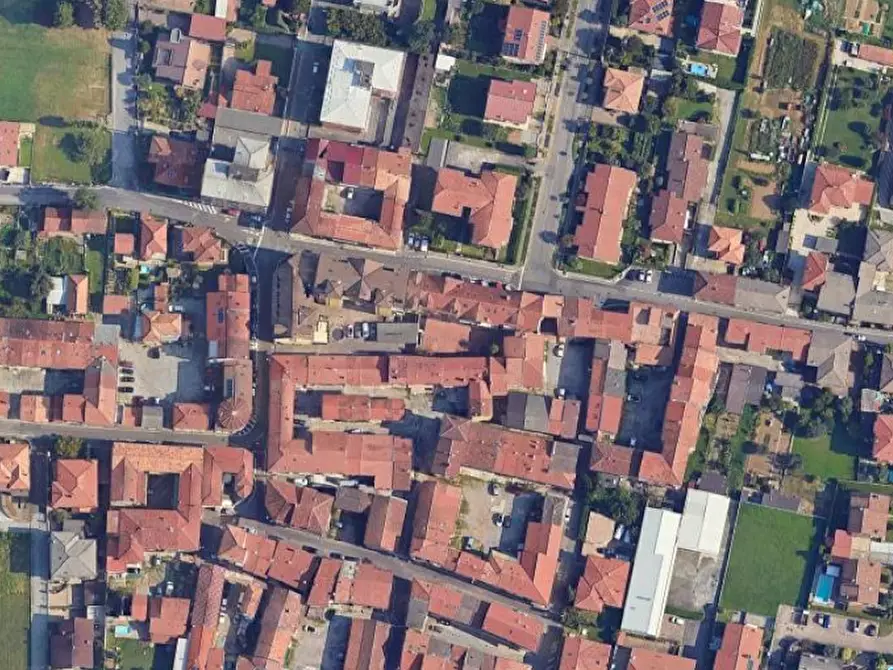 Immagine 11 di Appartamento in vendita  in Via Marconi a Roncello