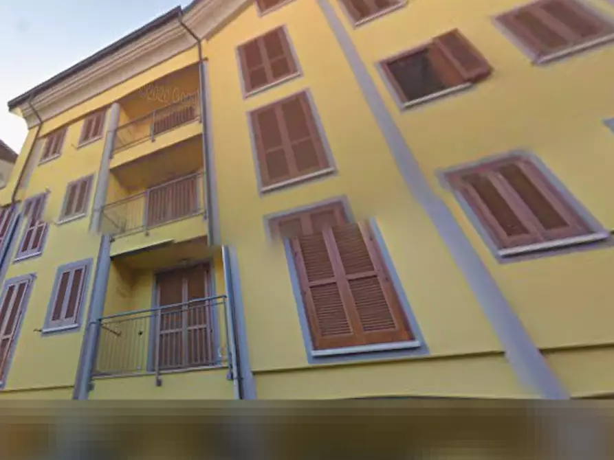 Immagine 14 di Appartamento in vendita  in Via Marconi a Roncello