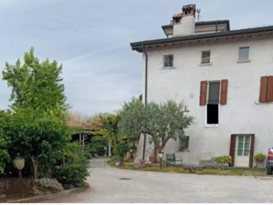 Immagine 1 di Laboratorio in vendita  in via F.lli Cairoli a Calcinato